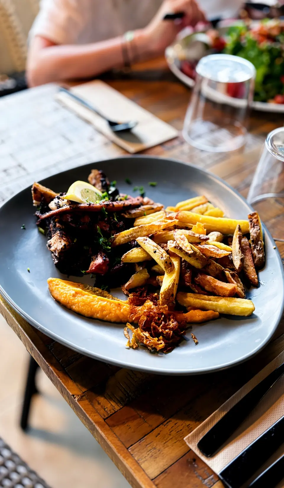 Les plats de l'hôtel restaurant Le Plan B à Ruoms en Sud Ardèche